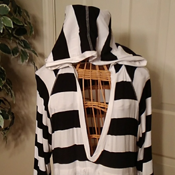 Kenneth Cole Striped Hooded Dress - Picture 5 of 8